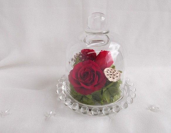 【ご依頼品】手のひらサイズの小さな仏花～赤い薔薇～　プリザーブドフラワー 1枚目の画像
