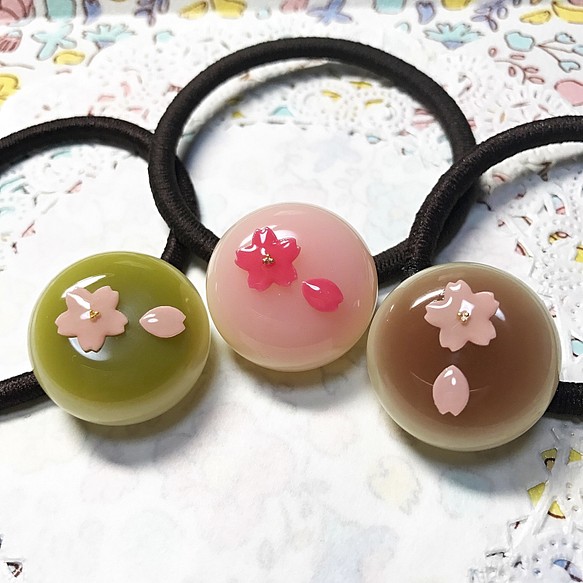 再販✖︎3！選べる3種類☆桜水まんじゅうのヘアゴム2 1枚目の画像