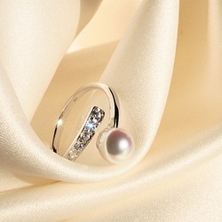 [免費送貨] Akoya珍珠花珍珠和氧化鋯帶狀戒指4月出生的寶石人造鑽石[Creema Limited] 第1張的照片