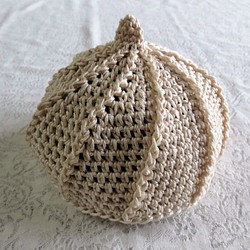 ベビー・キッズ用　可愛いホイップ帽子　鉤針編み　コットン100％　エクリュ 1枚目の画像