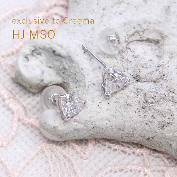 PT900 heart diamond stud earrings 1枚目の画像