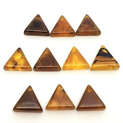 天然石風 三角(10個)樹脂製チャーム タイガーアイ 102BI746 1枚目の画像