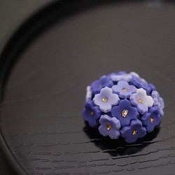 和菓子ブローチ／ヘアゴム  花手鞠『紫陽花の星』 1枚目の画像