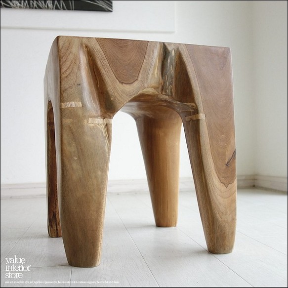 チーク無垢材 プリミティブスツール C/1 イス チェア 新品 ベンチ 椅子 天然木 手作り ナチュラル 素朴 削り出し 1枚目の画像