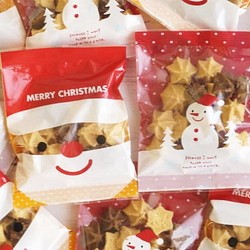 ＊１２月１５日まで＊クリスマス限定・たくさん配るお菓子に。<クリスマス　フラワーミックスクッキー５袋＞ 1枚目の画像