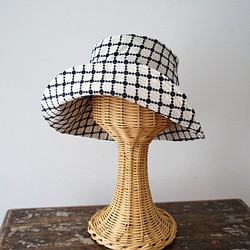 3 Dottsleaisha帽子[刺繡玫瑰色·海軍米色] C2921399 NavyBeige 第1張的照片