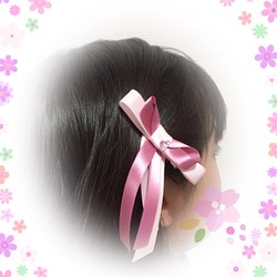 送料無料☆春の訪れ…八重桜なリボンヘアクリップ ピンクバイカラーの髪飾り☆ 1枚目の画像