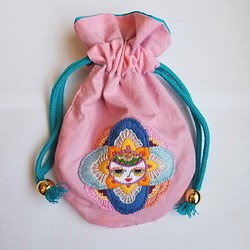 丸いきんちゃく袋(ピンク) 1枚目の画像