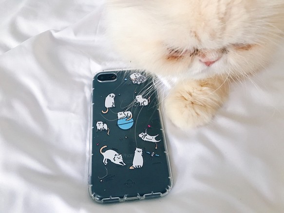 貓星人氣墊手機殻 IPhone Case 第1張的照片