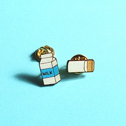 Wooden mini pins(Milk) 1枚目の画像