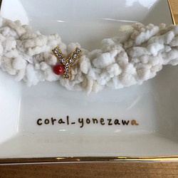 珊瑚付き・イニシャルピンタック【Ｙ】 1枚目の画像