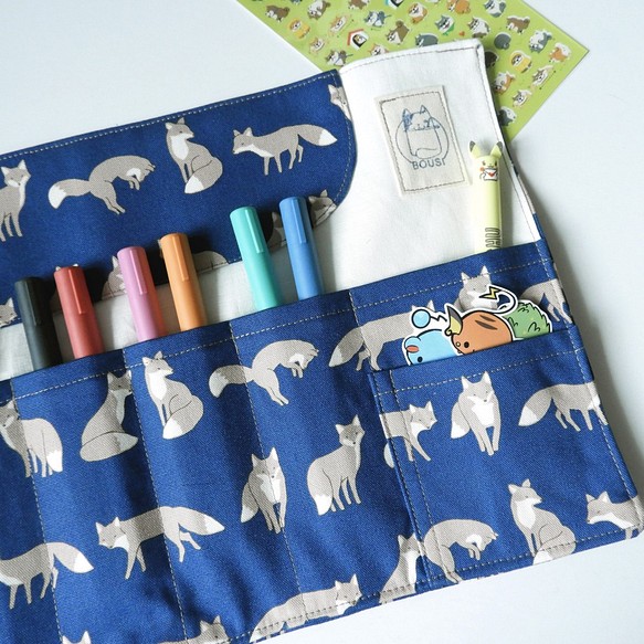 狐狸筆袋, 長身綁繩布筆袋, 筆盒, 和風工具袋, 捲軸式鋼筆袋, 繞繩布捲,手感捲軸筆袋, 文具文青-藍色 第1張的照片