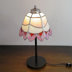 ピンクのお花ブーケ（ステンドグラスランプ）テーブルランプ・ガラス照明・Lサイズ・sold 1枚目の画像
