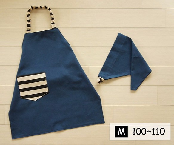 こどもエプロンM[100-110]　三角巾セット　青とボーダー 1枚目の画像