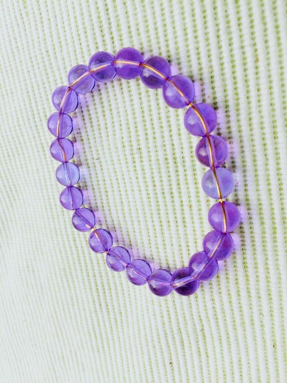 美°˖✧◝(⁰▿⁰)◜✧˖°　インドネシア産アンダラクリスタル　紫ブレスレット✨８ｍｍ 1枚目の画像