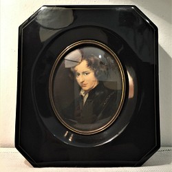 少年の肖像画入り木製黒額1087 1枚目の画像