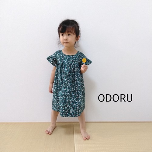 Sale キッズ ベビー小花柄のフリル袖ワンピース グリーン 子供服 Odoru 通販 Creema クリーマ ハンドメイド 手作り クラフト作品の販売サイト