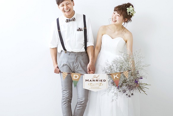 Cafe Garden ウェディング ガーランド Just Married イニシャル 受注制作 フォトプロップス Irodori 通販 Creema クリーマ ハンドメイド 手作り クラフト作品の販売サイト