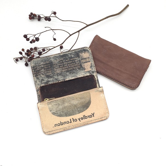 【1945sミニ財布】皺蝋染革 広告柄ミニ財布 1枚目の画像