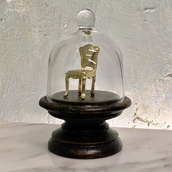 Creemaデビュー記念 送料無料 ガラスドーム 木製台座 シャビー仕上げ アンティーク仕上げ シャビーシック 1枚目の画像