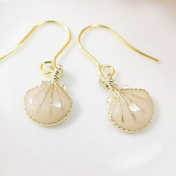 ❤SALE❤*P66***貝殻（ベージュピンク色）☆ピアス ピアス（フック