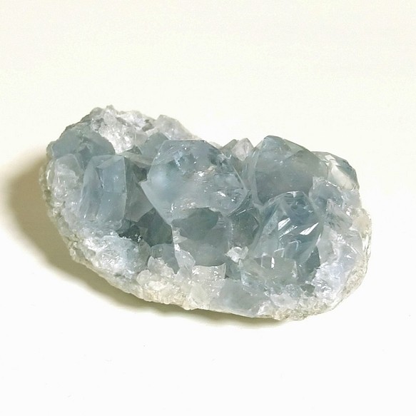 天青石 Celestite セレスタイト 楕円 クラスター 鉱物 原石 鉱石