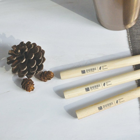 DUBBE｜天然木吸管（粗x3) - 環保吸管，木吸管，減塑，吸管，環保餐具，文創，設計，珍珠奶茶 第1張的照片