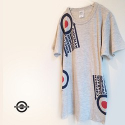モッズ、UKロックのデザインTシャツ 【オートミール】 360度楽しめる ...
