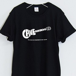 レトロなギターロゴTシャツ【ブラック】 ユニセックス 半袖クルーネック ブランドネーム 1枚目の画像