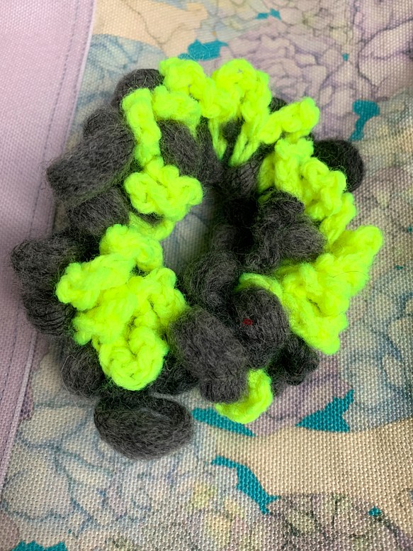 Knit シュシュ 1枚目の画像