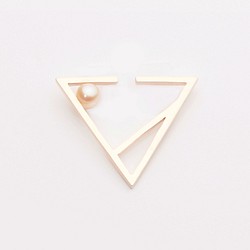 ⎨Kenza 耳環 ❊ 俐落三角造型⎬讓人眼睛一亮的單品 - 單支 第1張的照片