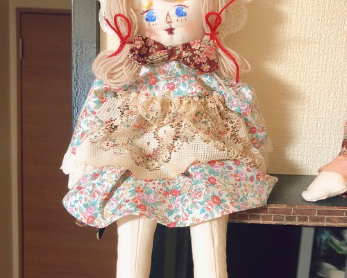 セール！ラブリーシリーズで作ったカントリードール風かわいいお人形