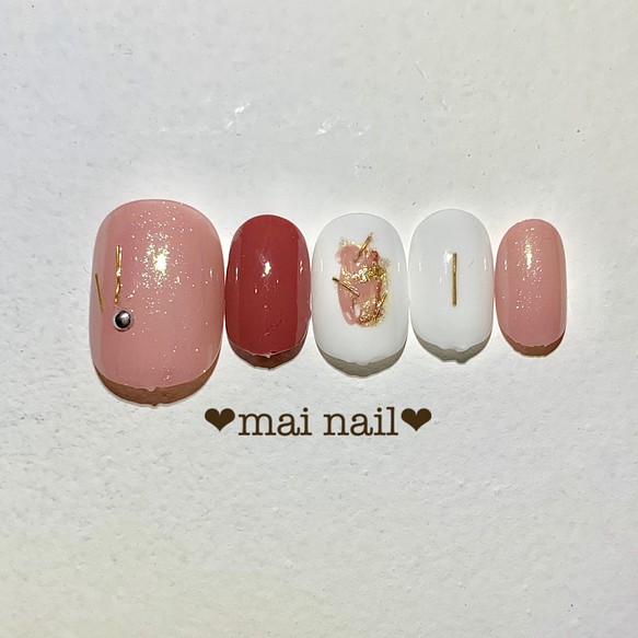 いちごミルクネイル ネイルチップ ネイルシール Mai Nail 通販 Creema クリーマ ハンドメイド 手作り クラフト作品の販売サイト