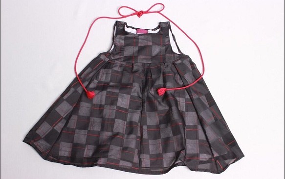 k-6 夏用道行コートで作ったワンピース チェック柄 レトロな子供服 1枚目の画像