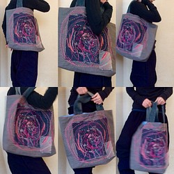 ピンク渦刺繍刺し子鞄 1枚目の画像