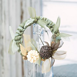 用盛開的鉤編水果裝飾冬天的花環 | Mominoki 第1張的照片