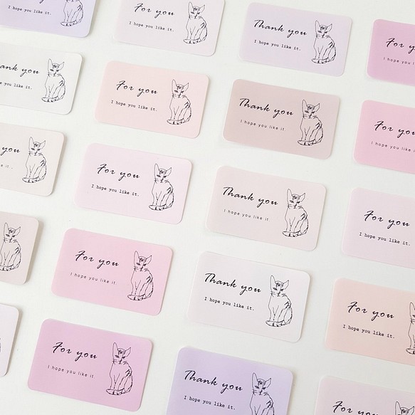 Giftシール 猫 ネコ ピンクベージュ 30枚入り 文字変更可能 サンキューシール ショップシール thankyou 1枚目の画像