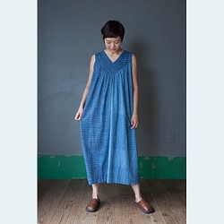 bighug 麻混手織りさちばるドレス●藍染めボーダー 1枚目の画像