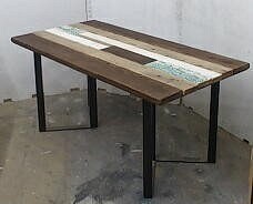 古材の足場板を使ったモザイク風天板の大テーブル（受注生産品） 1枚目の画像
