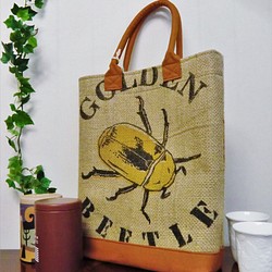 コーヒー 麻袋バッグ　Ｌ　トートバッグ　キャメル色帆布　パナマ　豆袋をリメイクした麻バッグ 1枚目の画像