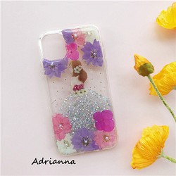 女の子 Iphone13 Se2 Xperia5ii Galaxys21 押し花ケース スマホケース Iphoneケース スマホケース カバー Adrianna 通販 Creema クリーマ ハンドメイド 手作り クラフト作品の販売サイト