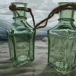 ガラスの小びん ２個セット 小さな花瓶 一輪挿し・花瓶・花器 Laub