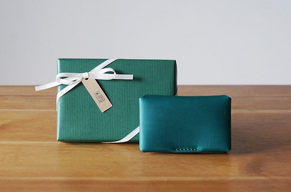 一體成形皮革名片夾[藍色] 【免費刻字・禮物包裝】 第1張的照片