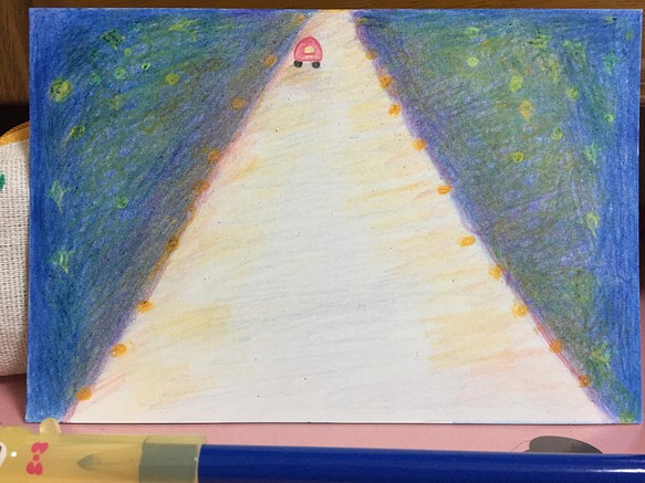 高速道路から見るオレンジがかった夜景 がテーマの手書きイラスト 癒されてほしいと心を込めて描きました 絵画 さつ丸 通販 Creema クリーマ ハンドメイド 手作り クラフト作品の販売サイト