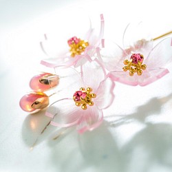 桜のピンブローチ（河津桜） 1枚目の画像