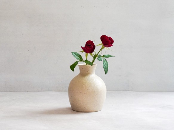 花瓶　モダンホワイト