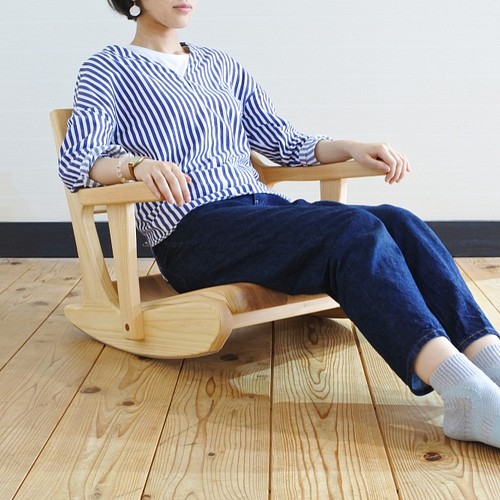 無垢材◆紀州材のロッキング座椅子