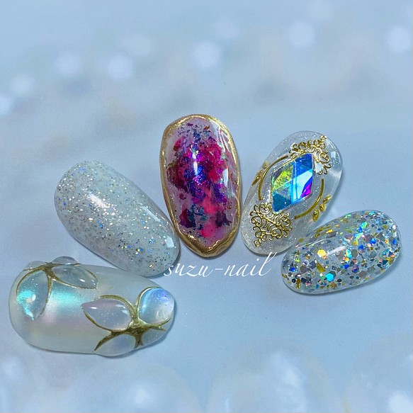 再販2 ぷっくりネイル Flower ホワイト Nails ネイル ラメネイル 秋 冬 ネイルチップ ネイルシール Suzu Nail 通販 Creema クリーマ ハンドメイド 手作り クラフト作品の販売サイト