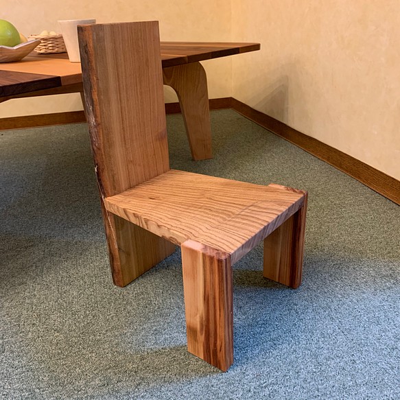 無垢材を使った森の木椅子（koisu) 2nd No.06 無垢椅子 子供椅子 飾り 