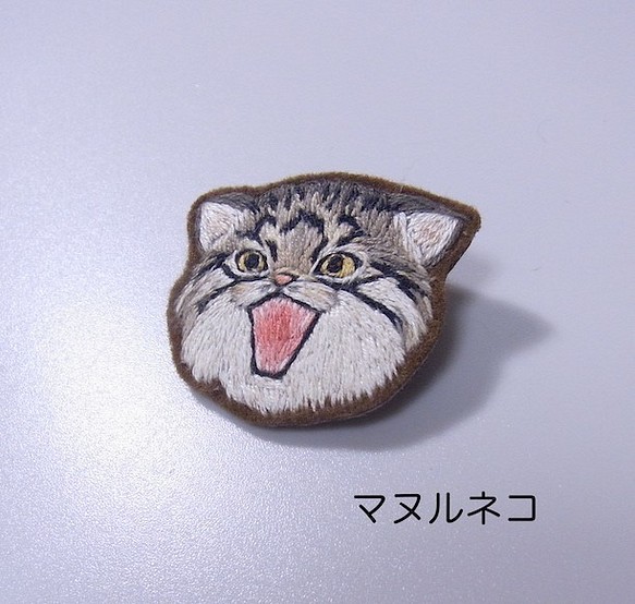 新種追加 野生猫 シャーっ 刺繍 ブローチ 猫 高品質